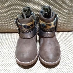 No Call Size 6 Ankle Boots